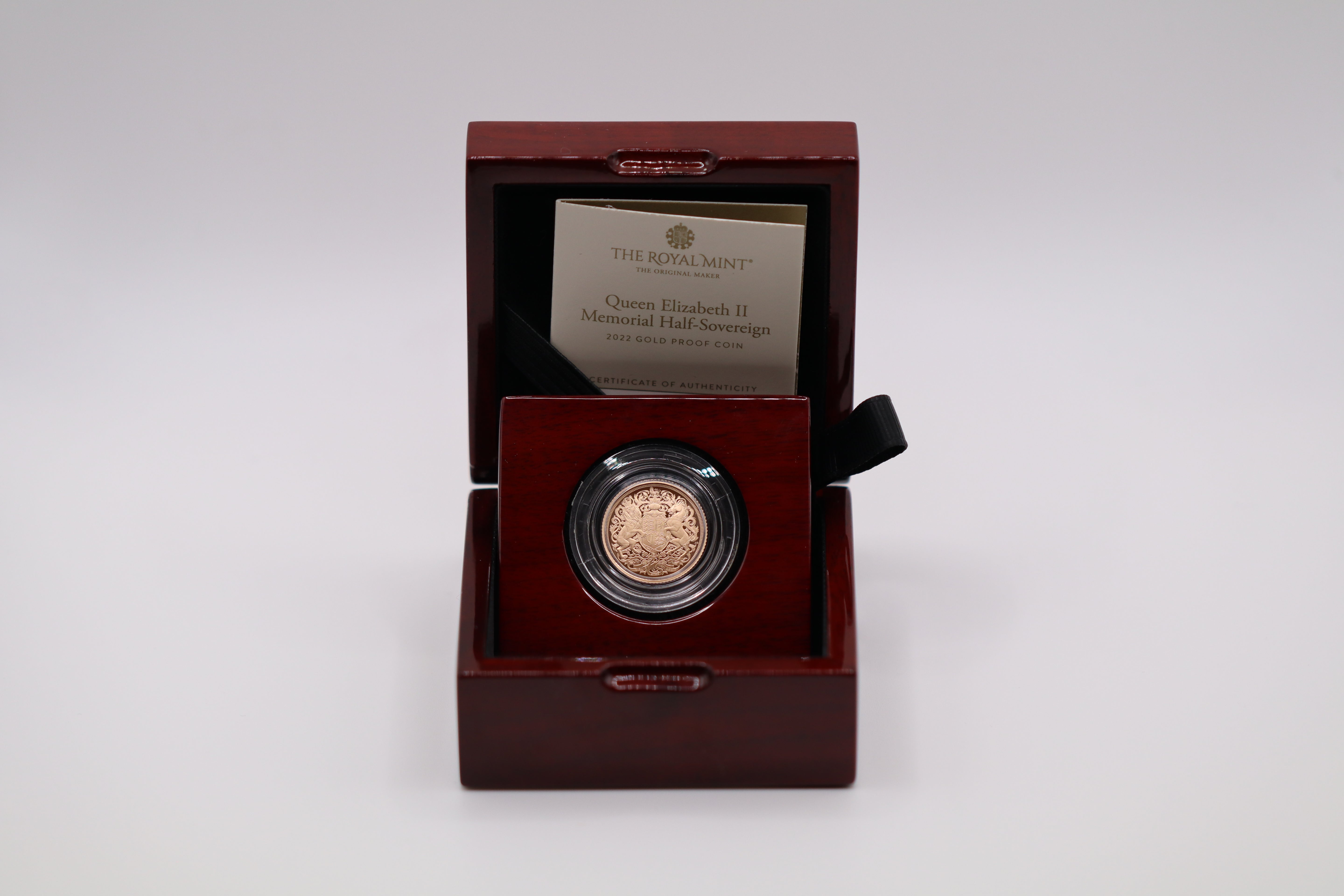 Queen Elizabeth II Memorial Half-Sovereign - 2022 Gold Proof Coin