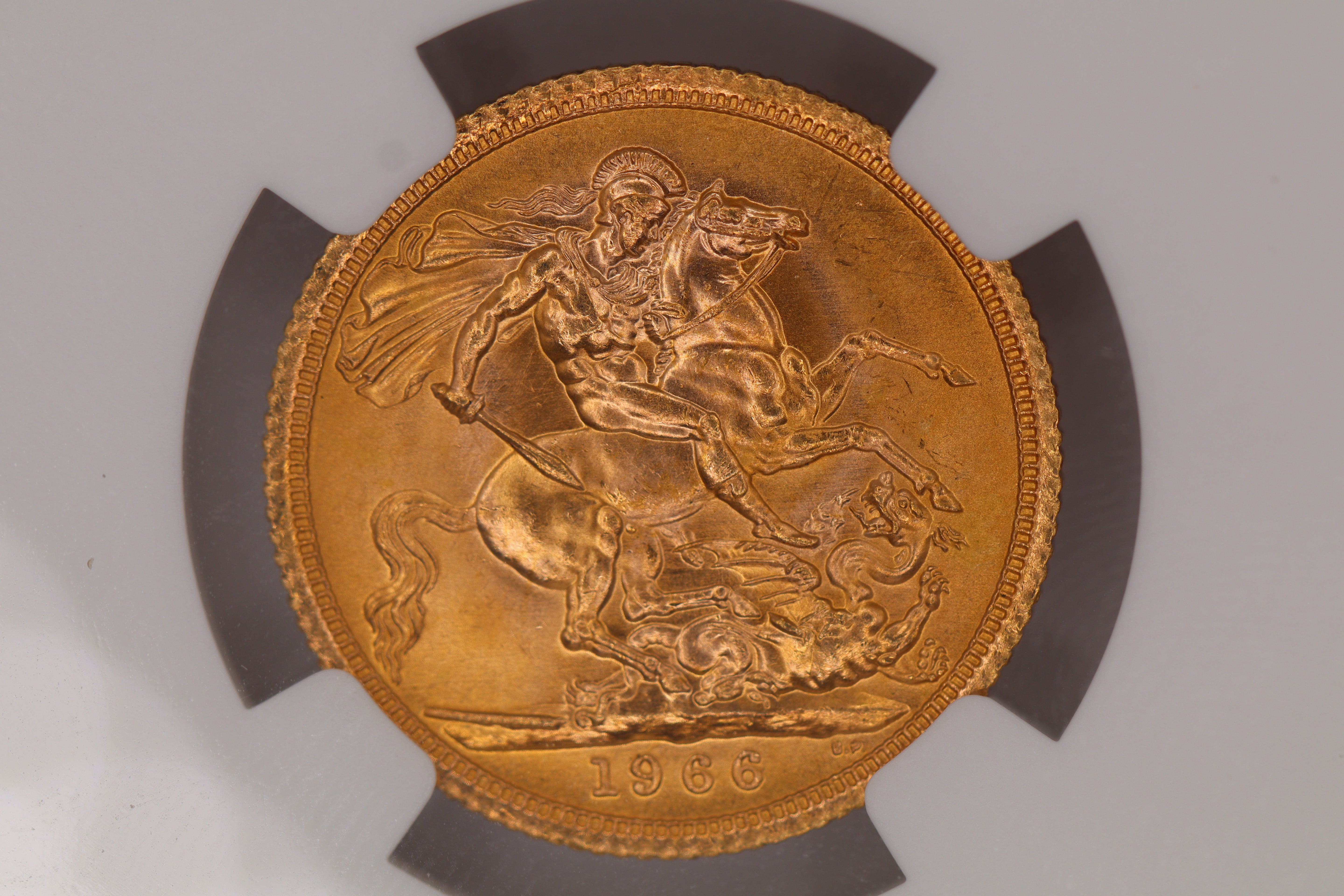 1966 Great Britain Full Sovereign MS65